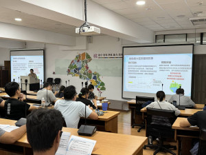 環保局說明新制度內容、監測設備預警功能與實施時程，獲得良好回響。
