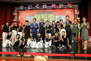 嘉義縣今天公開表揚榮獲縣長獎的448名優秀畢業生／嘉義縣府提供