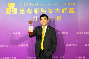 永慶房屋總經理吳良治表示，全方位的誠實保障，以及AI創新科技工具，是永慶房屋獲得服務金牌的關鍵。（圖/永慶房屋提供）