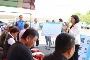 雲林縣長張麗善與地政處團隊、水林鄉公所舉辦工程說明會，向鄉親說明工程內容，並聽取民眾意見／翻攝照片