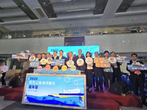 2025藍色公路海洋觀光嘉年華　陳光復邀旅客搭船遊澎湖深度體驗海島魅力