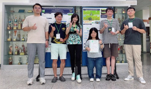 興大師生團隊。林重鎣