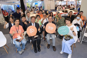 旭聯科技參與2025高齡健康產業博覽會，推出結合健康管理與智慧照護的AboundCity智慧生態圈，打造銀髮族高品質生活。（圖／旭聯科技）
