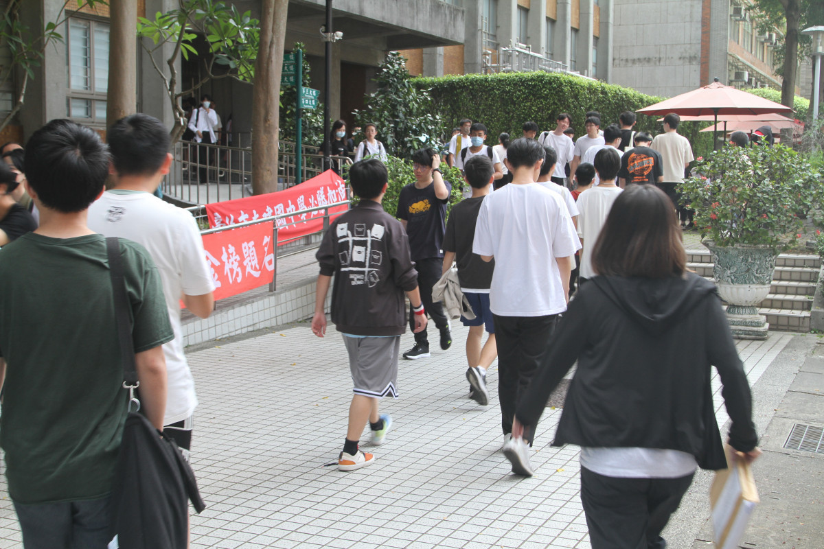 115學測將於2026年1月17日至19日舉行，樂學網升學顧問提醒考生應根據簡章時程及命題趨勢，制定長期複習計畫，提升整體競爭力。（圖／樂學網）