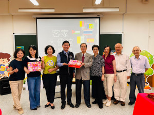 鄭大使用5場講座分享駐外經驗、國際禮儀與外交現況。