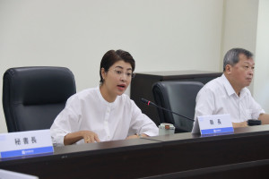 許縣長要求各單位重視預算與執行等。（記者扶小萍攝）