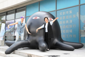 走讀藝術節資料照片(美術館前作品)。圖／彰化縣政府提供