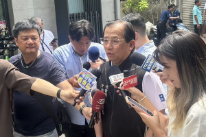 中壢區發生民宅火災造成5死不幸事件，市府社會局長陳寶民親赴現場關懷並啟動災害救助