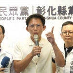 民眾黨彰化縣黨部揭牌！黃國昌喊「藍白不可分」。圖／記者鄧富珍攝