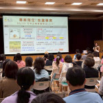 「豐味苗栗‧永續農村推廣交流會」中，竹科同業公會副召集人吳曉洋大力推薦苗栗縣的優質、精選產品。（圖/苗栗縣政府）