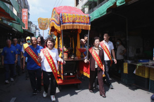 嘉義市政府今（25）日與鎮南聖神宮舉辦迎孔繞境／市府提供