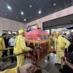 白沙屯媽祖「脫離路線」進縣府祈福。