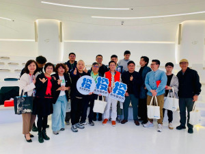 地方創作年會代表聚集半山夢工廠交流。（半山夢工廠提供）