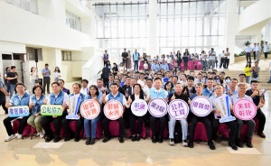 彰化縣府頒發第二屆公共工程優質獎，王惠美：以品質為本、以創意為翼，打造希望城市。圖／記者鄧富珍攝