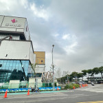 漢神洲際購物廣場引進近500品牌，結合電影院、餐飲與展演空間，打造生活娛樂聚，對人口移入形成強大磁吸效應。圖片提供／業者