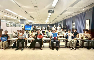 暨大動漫季昨(21)日開幕，師生樂開懷。（暨大提供）