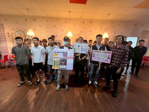 蘆竹分局針對人力仲介公司外籍移工，進行「防詐、防治人口販運及交通安全」宣導活動。