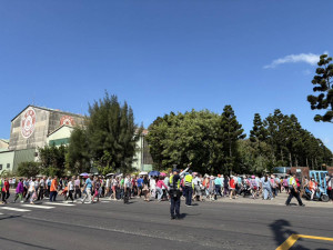 桃警結合萬聖城推市民安心出行宣導。