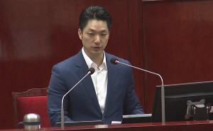 （圖／翻攝台北市議會直播）