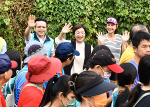 卦山大縱走登山趣，完登送好禮抽大獎，千人齊聚花壇挑戰大嶺巷步道。圖／彰化縣政府提供