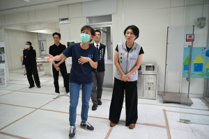 視察全新臺東市衛生所看診環境　饒慶鈴宣布：基層醫護「加薪升等」留人才