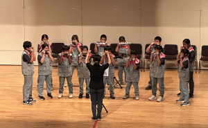 口琴四重奏民和國小的演出。（記者扶小萍攝）