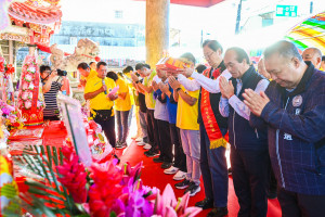 張市長出席仁安宮玄壇元帥安座暨180周年盛典活動。