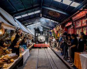 魔法屾林-魔法車站