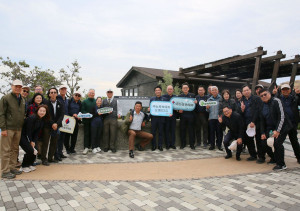 明台產險與台江處揭牌大合照