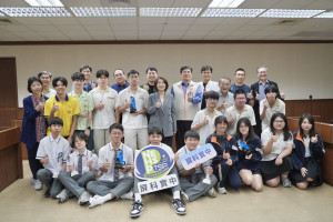 屏東學子勇奪FIRA機器人賽事大滿貫、高中地奧再添佳績　周春米接見讚揚榮耀屏東