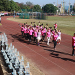 勞工朋友組成精神抖擻隊伍進場。（記者扶小萍攝）