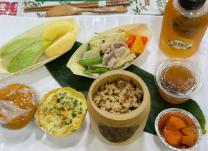 竹山鮮筍節豐盛的佳餚令所有參與的民眾遊客都讚不絕口。（竹山公所提供）