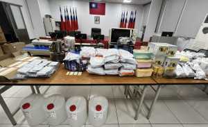 中壢百警「雷霆除暴」強勢掃蕩，破獲大型彩虹菸分裝場。