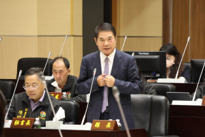 苗縣議會二三讀會通過總預算301.9億元　鍾東錦強調努力推動縣政