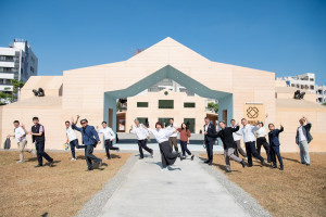 「320+1嘉義市城市博覽會」今（12）日在市府北棟大樓預定地舉行「Wooden Wonders 嘉義市博願景館」開幕茶會／市府提供