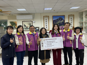 楊梅區雲林同鄉會送暖，攜手楊梅警捐2萬助學金。
