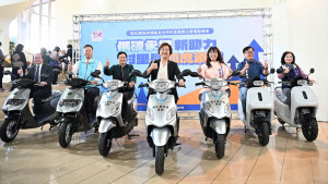 綠色交通走進基層，彰化591村里公務電動機車正式啟用。圖／彰化縣政府提供