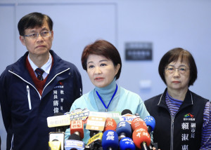 市長盧秀燕宣布115學年度公立國中小免費營養午餐。