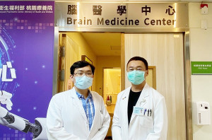 桃園療養院腦醫學中心醫師團隊。(桃療提供）