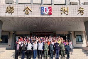 嘉義市長黃敏惠率市府團隊及嘉義各界代表，前往陸軍南部測考中心舉辦春節勞軍活動／嘉義市府提供