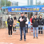 苗栗縣棒球山城盃國小組開打　鍾東錦加碼熱飲與獎金暖心鼓勵