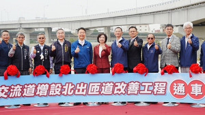 十九甲匝道完工。林重鎣