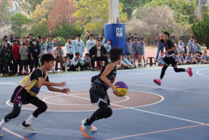 騰達盃吸引來自北、中、南各縣市約60所學校到訪，集結超過70支國中小隊伍、近1,200位籃球小將參與。