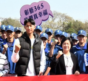 彰藝校友沙子宸入選WBC中華隊，為彰化再添國際榮耀。圖／彰化縣政府提供