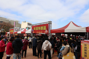 雲林縣政府與斗南鎮公所今、明兩日在斗南田徑場前廣場舉辦「115年度雲林縣年貨大街展售活動」／翻攝照片