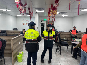 楊梅分局破獲棋牌社暗藏賭博。