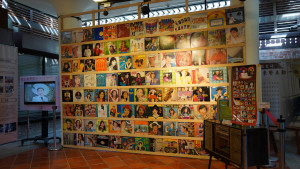 117張鳳飛飛黑膠唱片組成的展示牆成為展覽亮點。