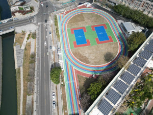 全國首創停車＋蓄洪共構，鹿港洛津國小地下設施啟用提升防洪與交通效能。圖／彰化縣政府提供