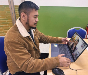 減班休息勞工於減班期間依實際參訓時數請領訓練津貼，每月最高可領取16,300元。