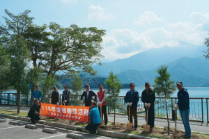 日月潭國家風景區管理處為響應115年植樹月主題「原地扎根．韌性森活」，於3月12日辦理植樹活動。（日管處提供）